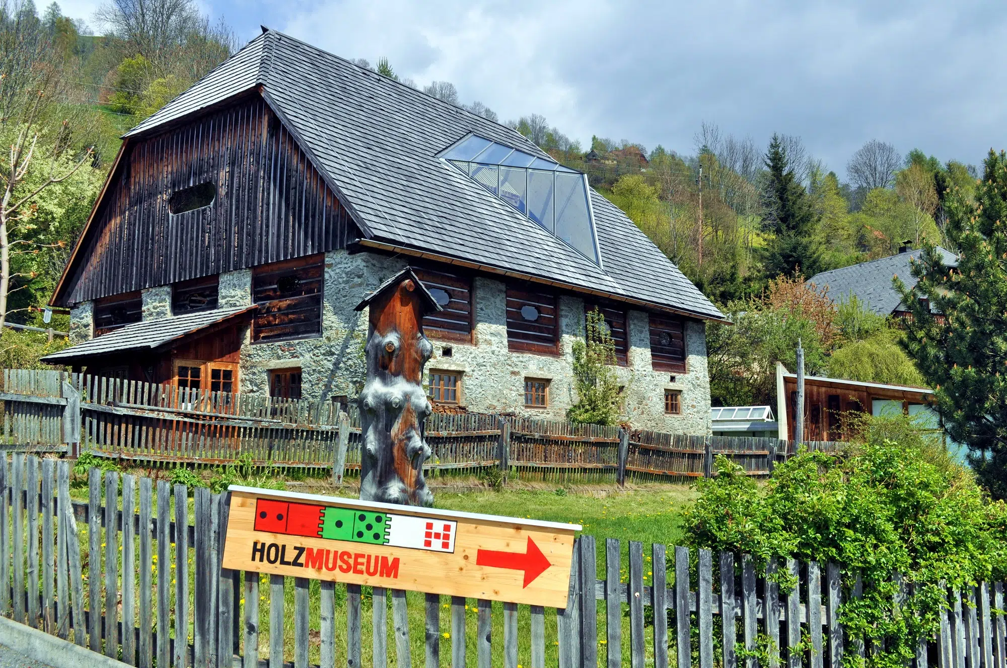 Holzmuseum Murau im Murtal in der Steiermark in der Nähe vom JUFA Hotel Murau. Der Ort für erholsamen Familienurlaub und einen unvergesslichen Winter- und Wanderurlaub.