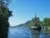 Boote am Rhein mit Drachenfels im Hintergrund im Sommer. JUFA Hotels bietet erlebnisreiche Städtetrips für die ganze Familie und den idealen Platz für Ihr Seminar., boote, burg, burgruine, drachenfels, freizeittipps, highlights, himmel, königswinter, natur, nordrhein-westfalen, rhein, rheinschifffahrt, segelboot, siebengebirge, Wasser