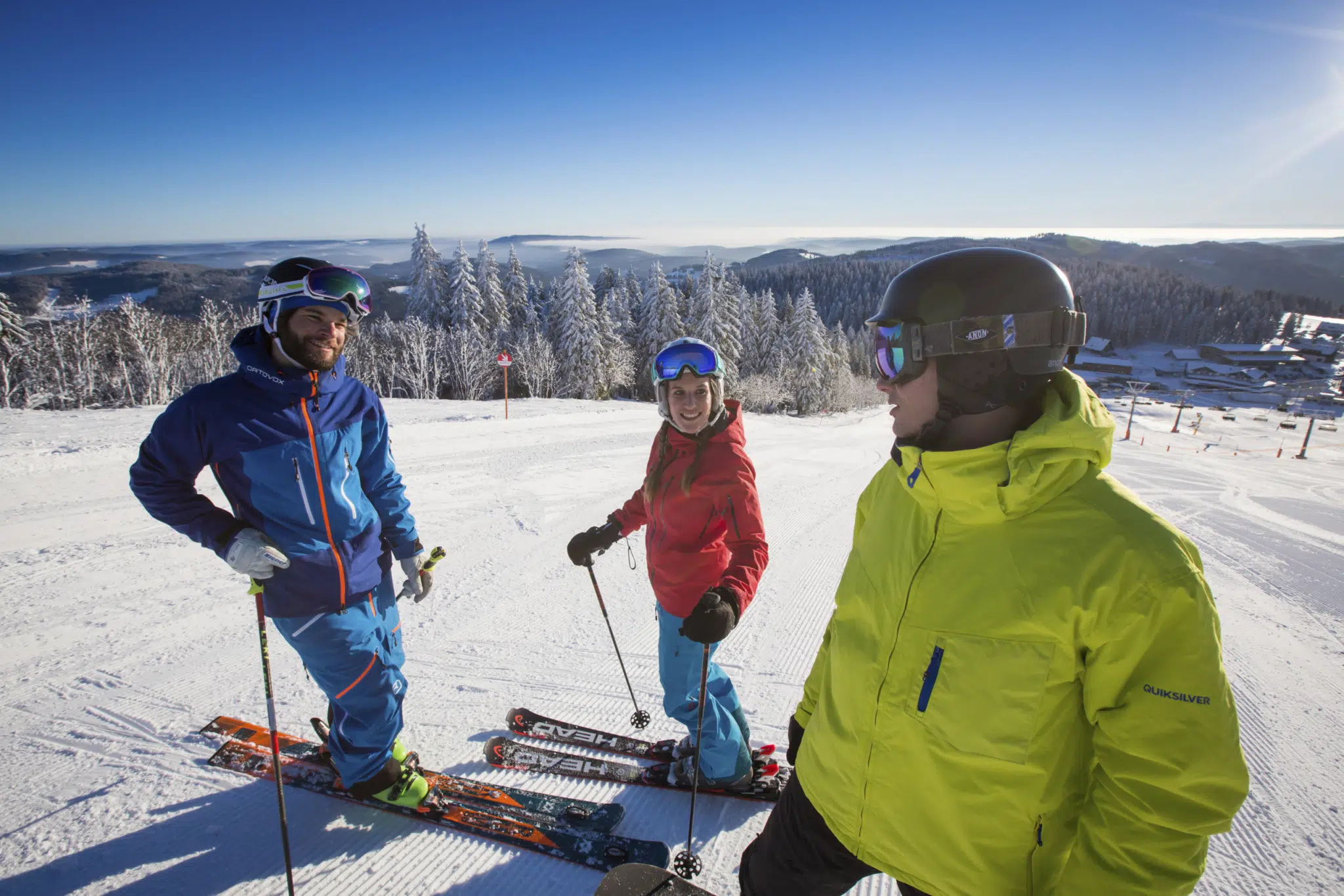 Skifahren an den Liften des Liftverbund Feldberg