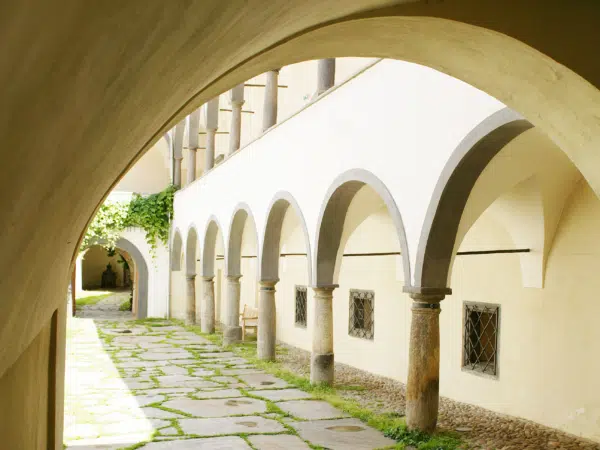 Ihr seht das Museum im Alten Zeughaus direkt in der Innenstadt von Bad Radkersburg