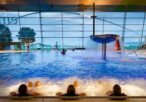 Bodenseetherme Konstanz, Bodenseetherme Konstanz, entspannen, innenbecken, JUFA-Meersburg, Therme, wellness